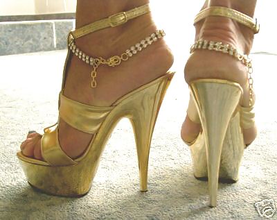 Gold heels #7173667