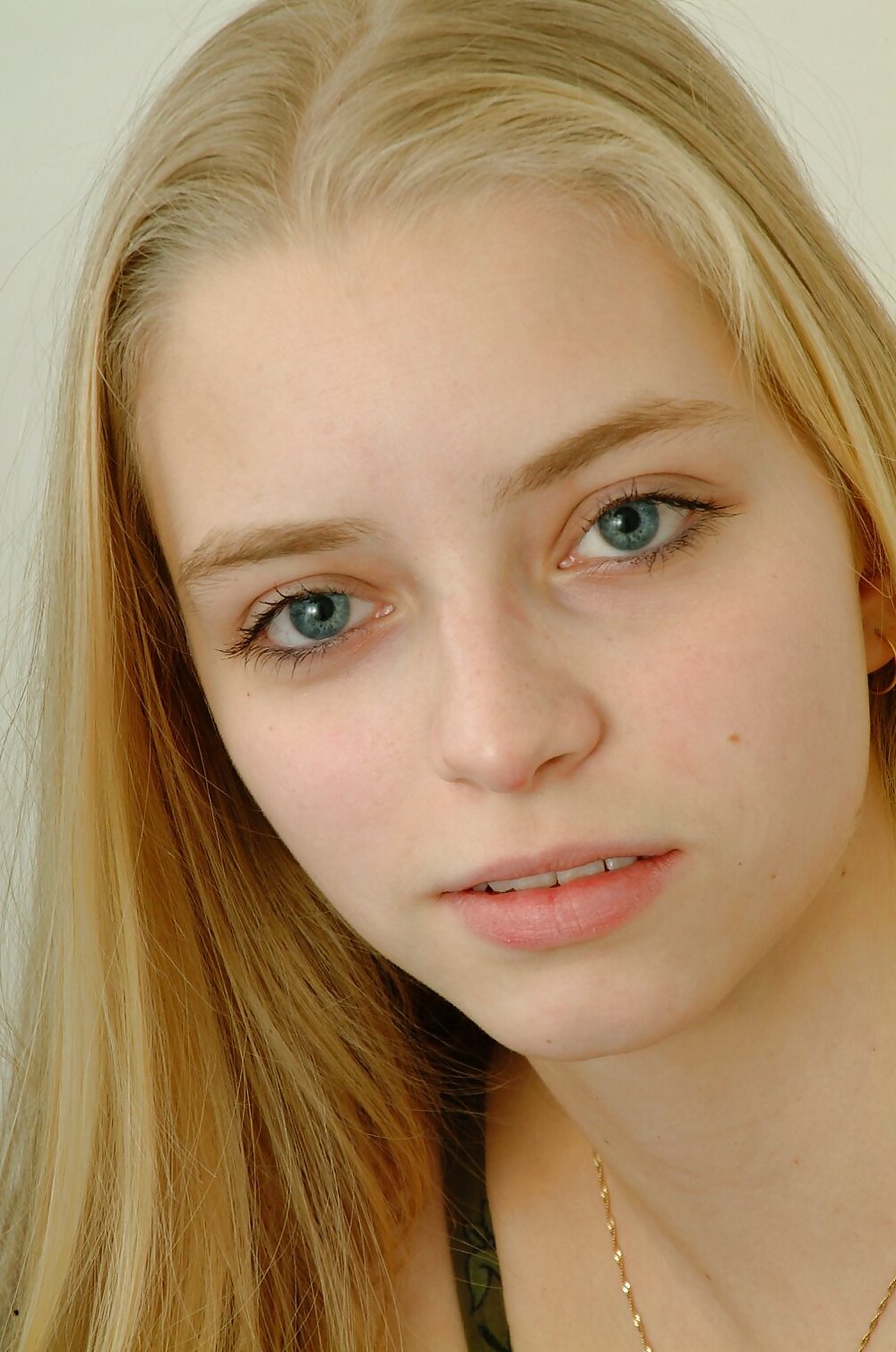 TEENDREAMS Katerina #3517355