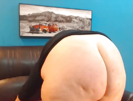 My fat nude aunt  in her lv room big butt hidden cam #22540708