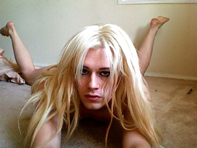 Fun , Horny & Hung #9384472