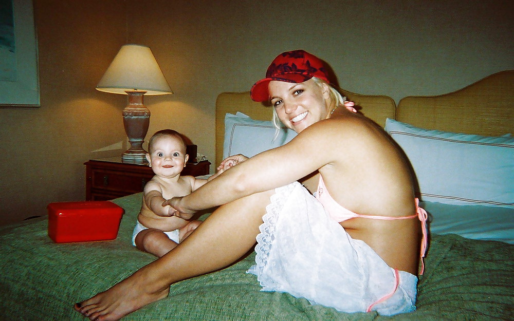 Britney Spears Pieds Photos #4724004