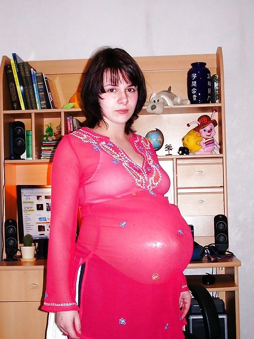Sexy chicas embarazadas (vestidas)
 #17744557