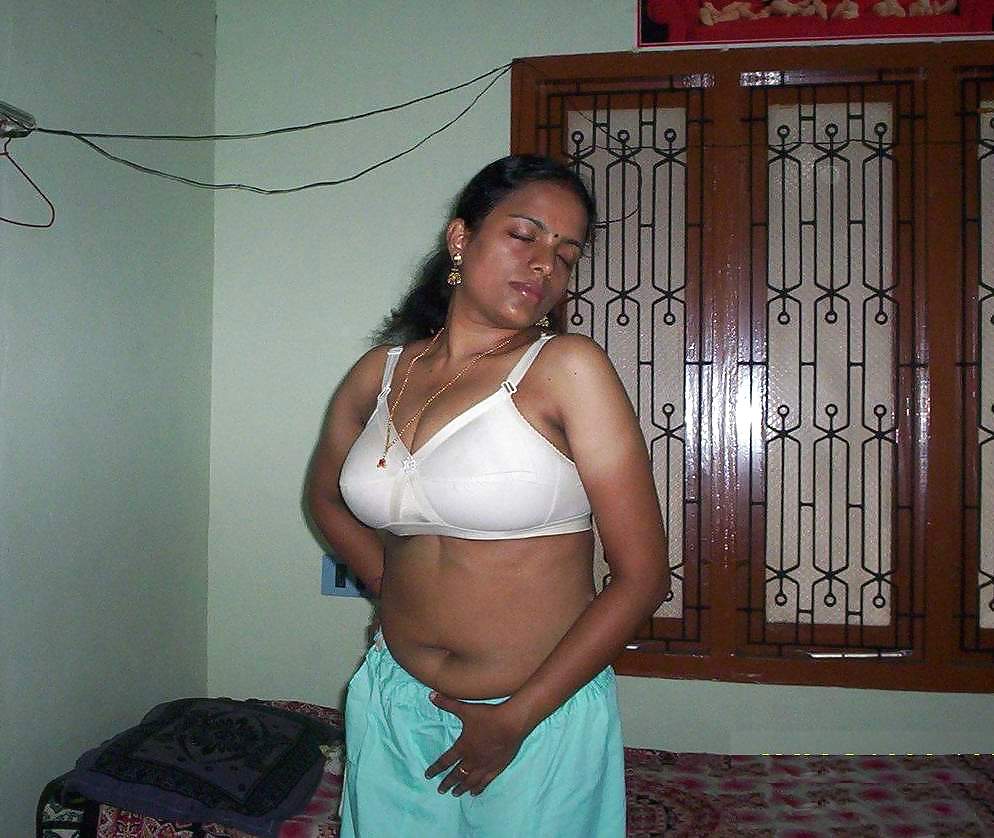 Indian teen nude 141 #3387463