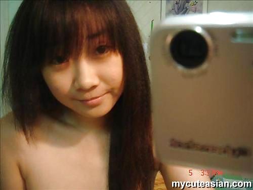 Fotos de asiáticas calientes desnudas en casa hechas por ellas mismas
 #3465852