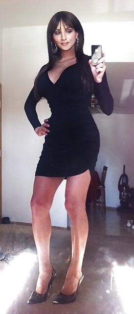 Un cutie caliente....
 #12683235