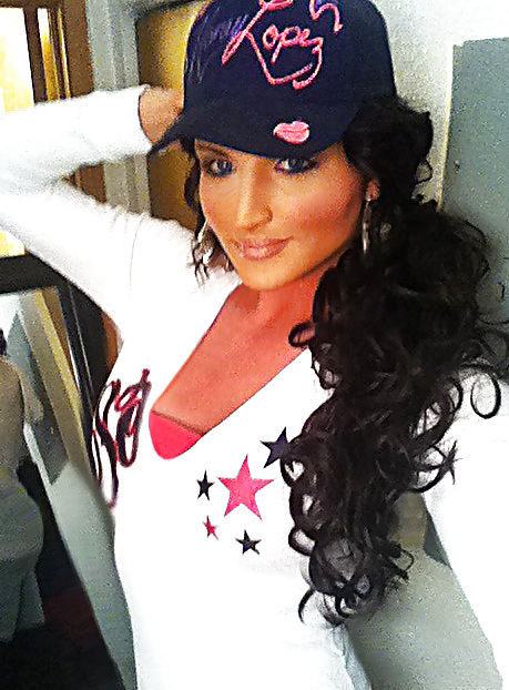 Un cutie caliente....
 #12683280