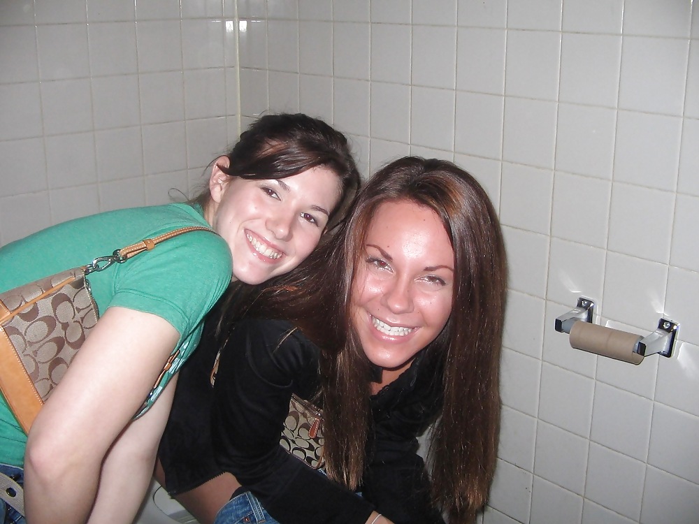 Babes on the crapper. #641008