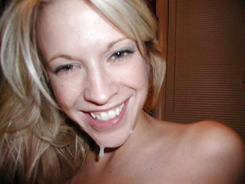 Nuttig Blonde Milf #6307128