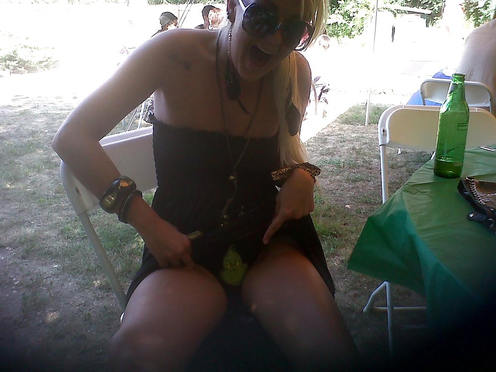FaceBook Panty Peek 8 #8680801