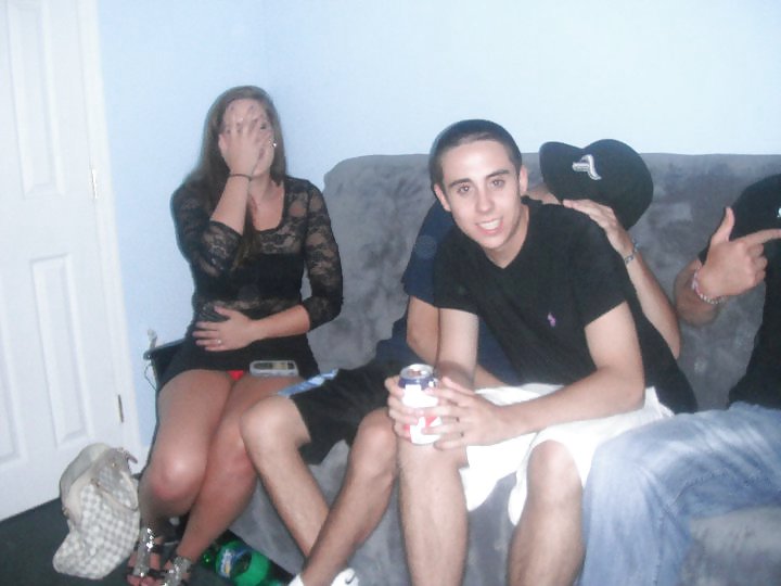 FaceBook Panty Peek 8 #8680910