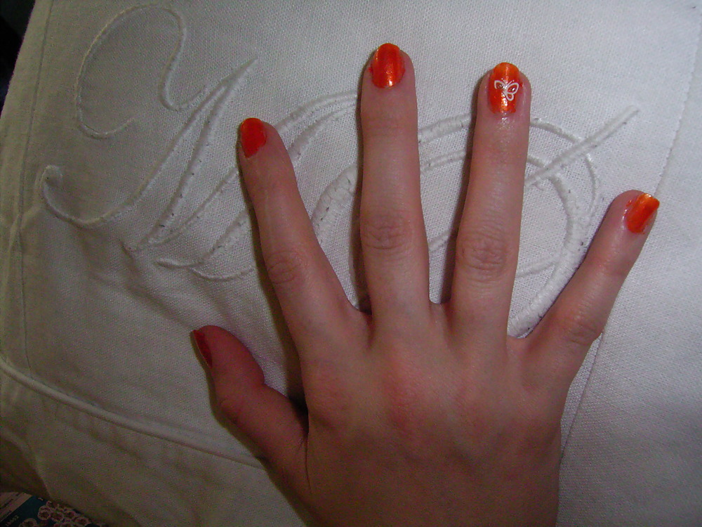 GF..feet n fingers. nail polish. #26015