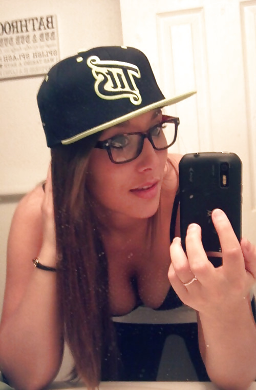 腰の曲げ伸ばし 
 #18268515