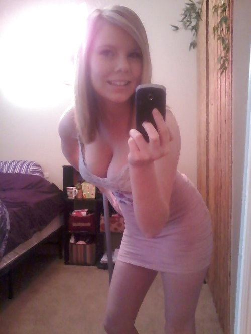 腰の曲げ伸ばし 
 #18268525