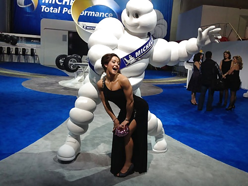 腰の曲げ伸ばし 
 #18268573