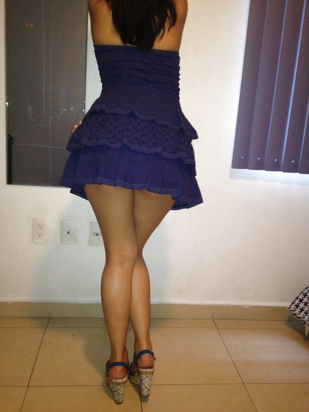 Mi puta en vestido azul
 #10110555