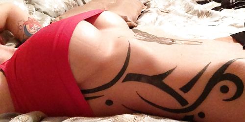 Underboob
 #15941903