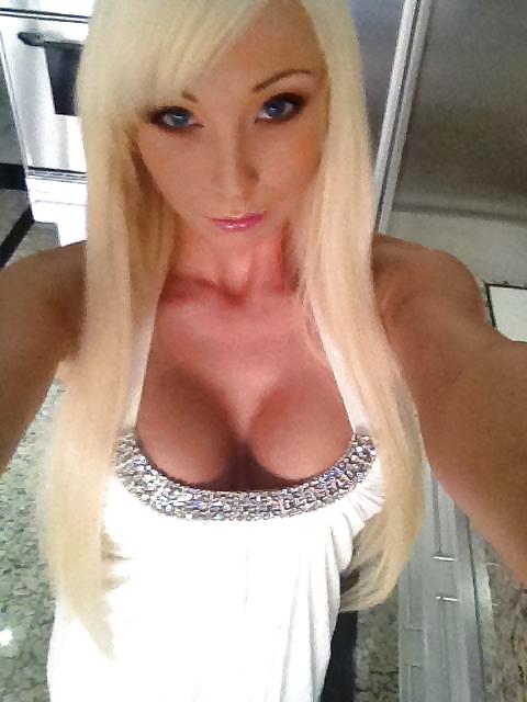 Soy una barbie gurl :)
 #17620745