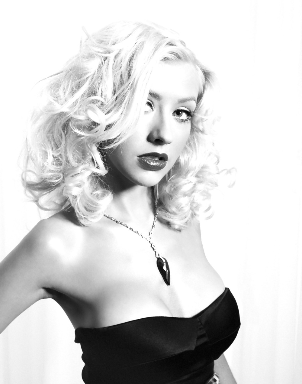 Christina Aguilera #15670818