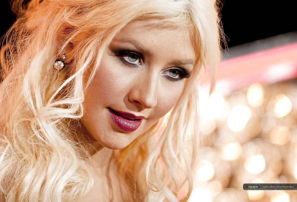 Christina aguilera  #15671586