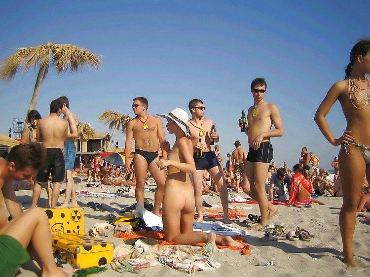 Sono un nudista da spiaggia
 #560083