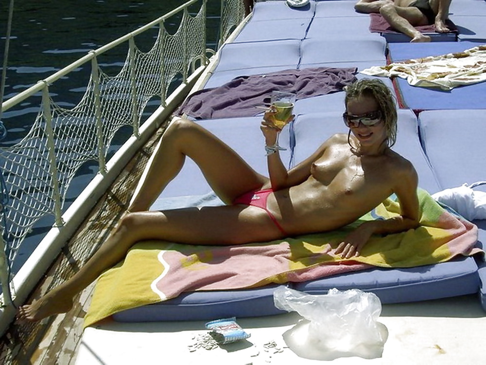Amateur Honey 600 #4579707