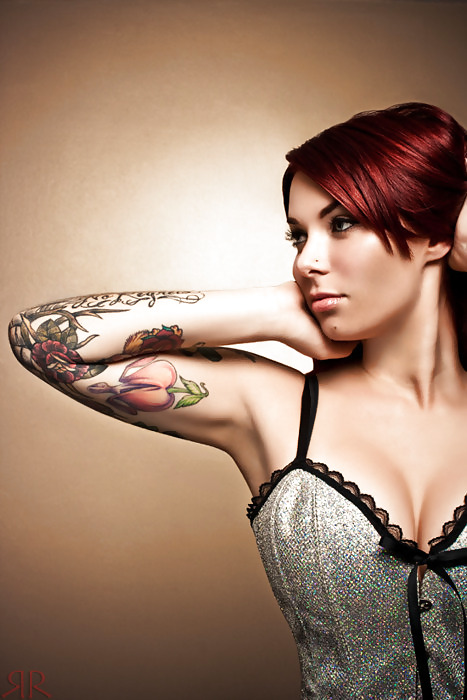 Women and tatoos #6058908