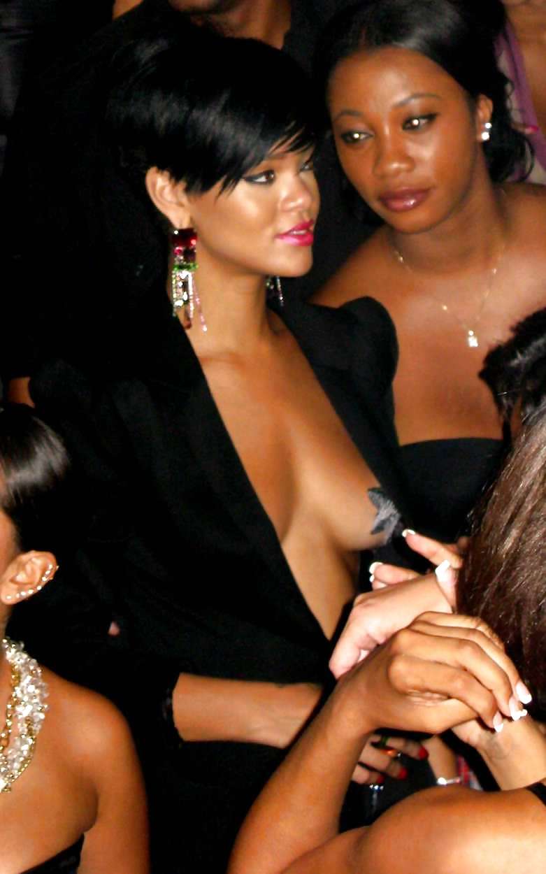 Rihanna vs cassie #18166