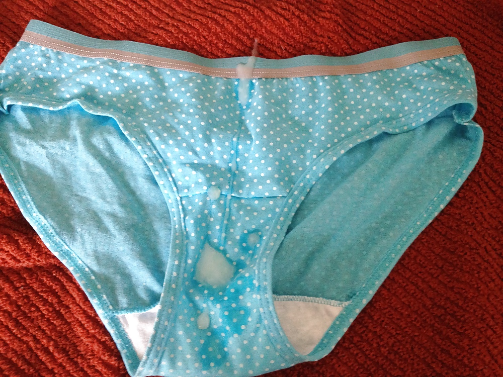 Bleu Panty éjac 03 #19747210