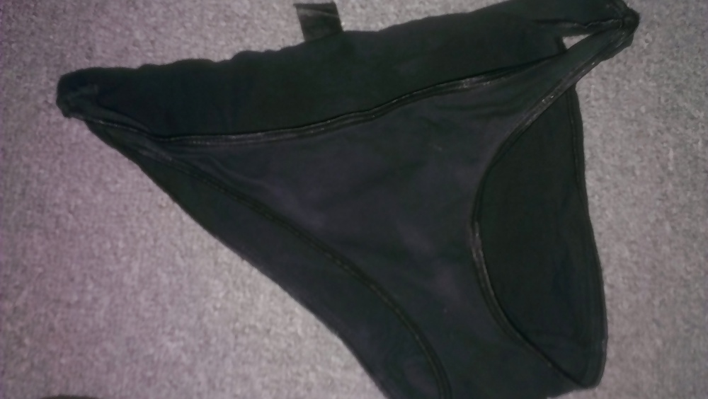Chums gf sarahs pantys 2