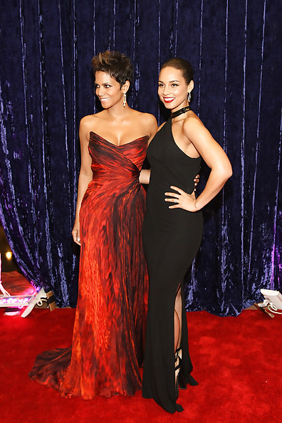 Halle Berry  mega collection 2 #8538304