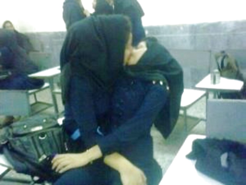 Lesbianas árabes
 #20566311