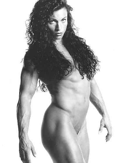 Yet more nude female bodybuilders  #3266095