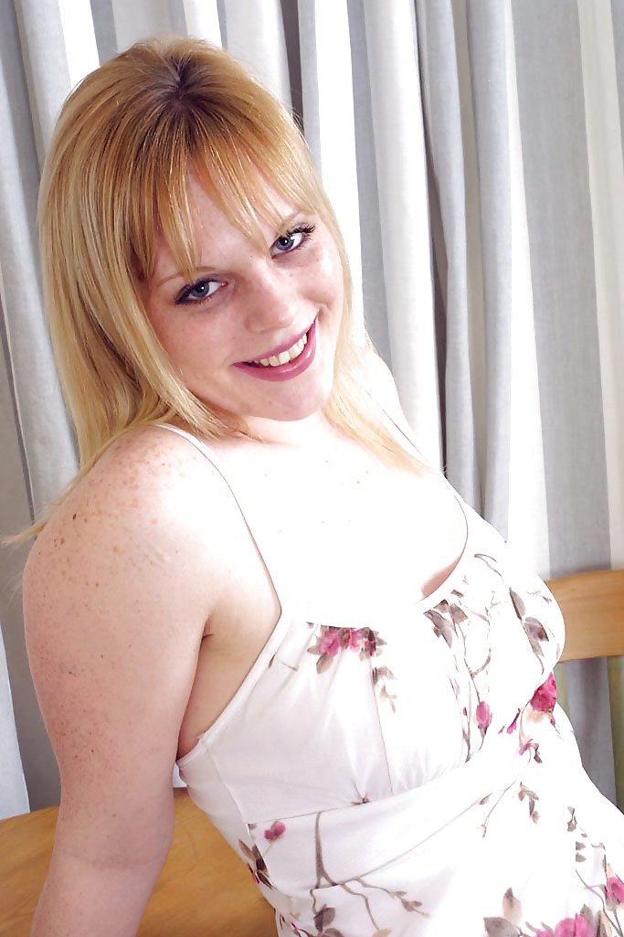 Impresionante milf
 #14027080