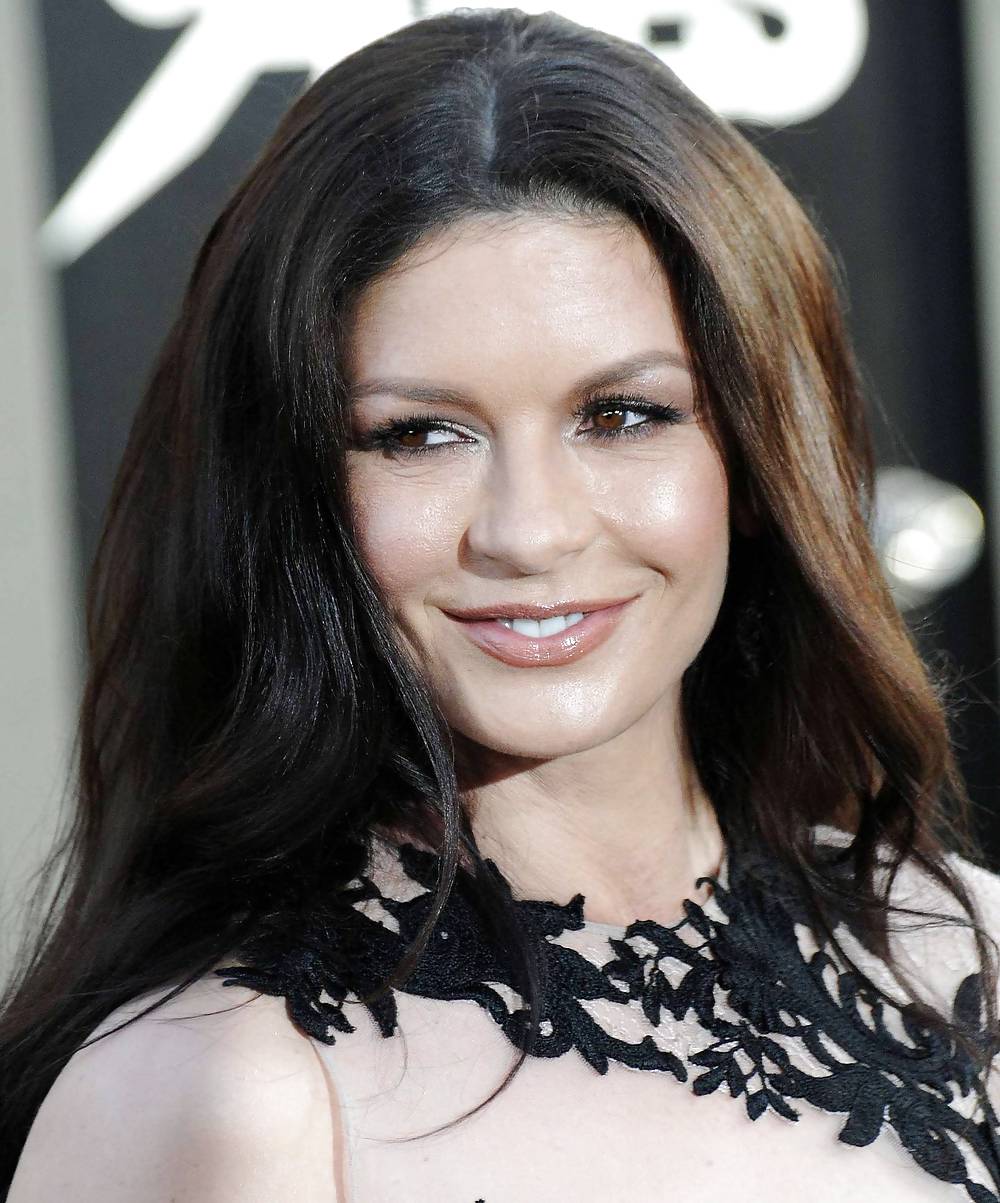 Catherine zeta jones
 #20034809