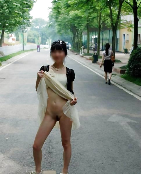 Chinese girl flashing pussy in public #15186677