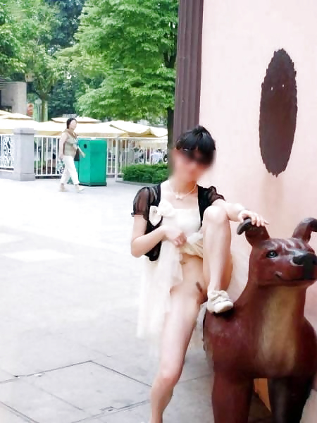 Chinese girl flashing pussy in public #15186712