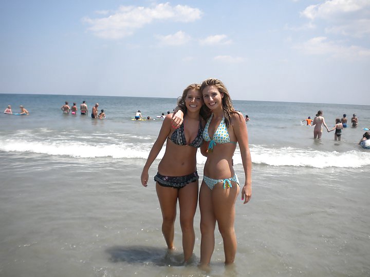 Enjoy jerking to these girls #4131385