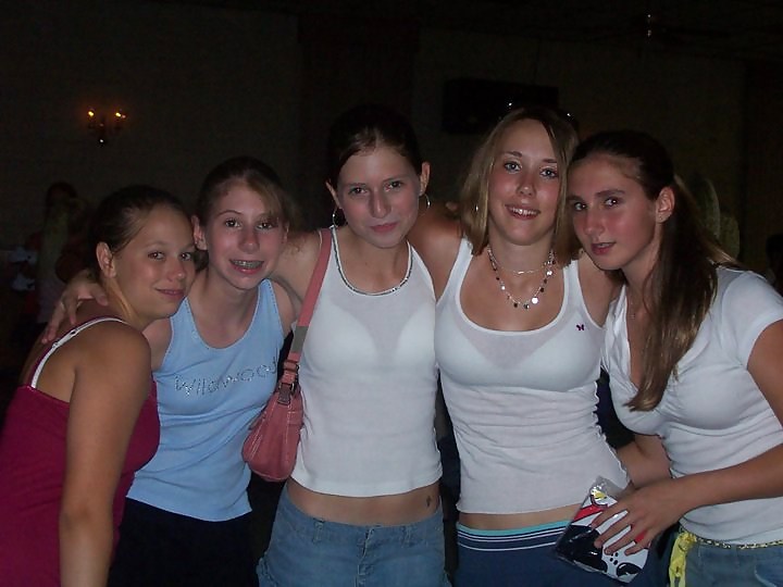 Enjoy jerking to these girls #4131536