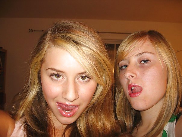 Enjoy jerking to these girls #4131753