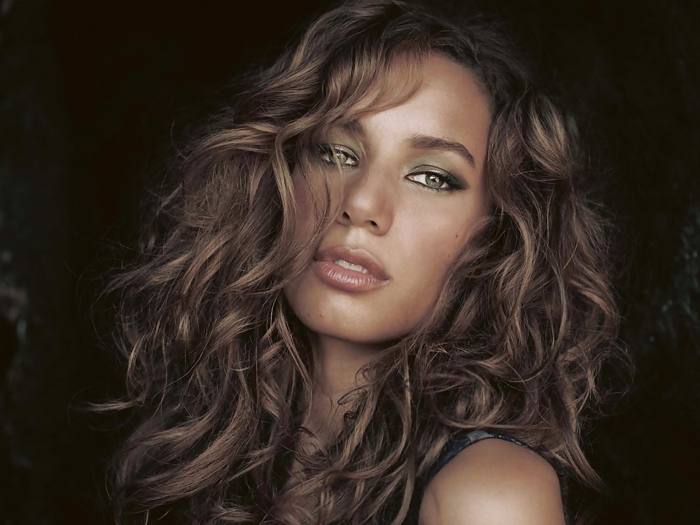 Leona Lewis  #2214846