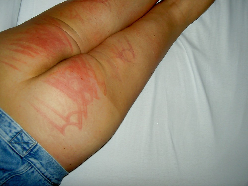 Mein Po beim Spanking...da tat mein Po wahnsinnig weh #9313629
