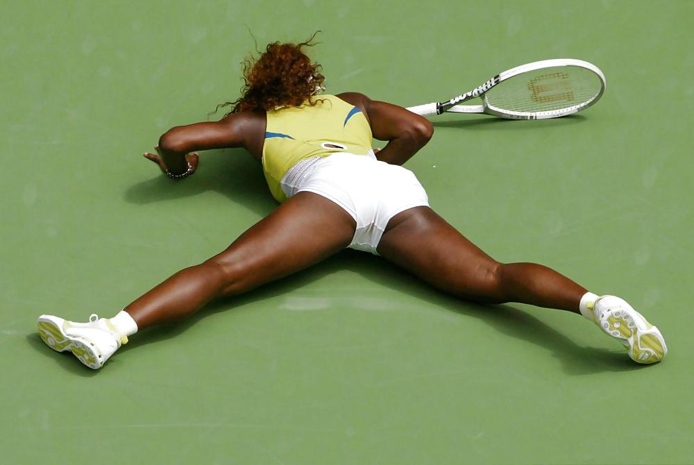 Serena Williams
 #5894111