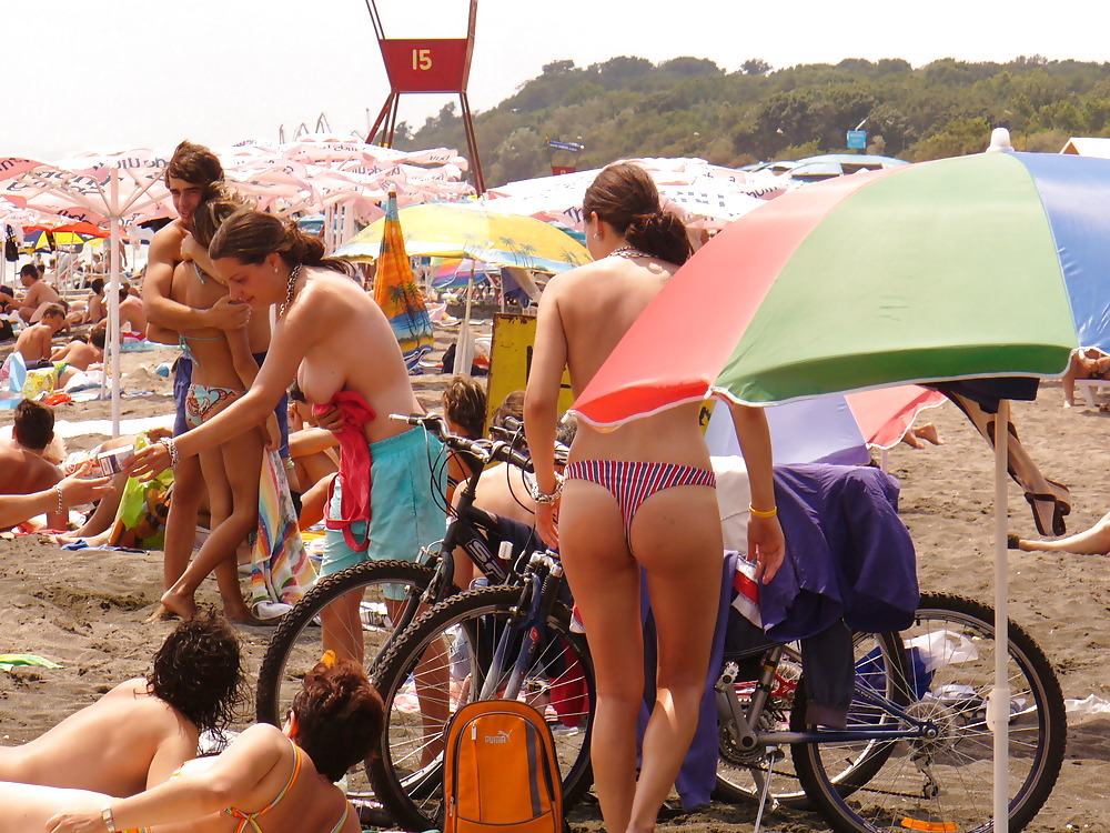 Ragazze bulgare di burgas (mare nero)
 #1924599