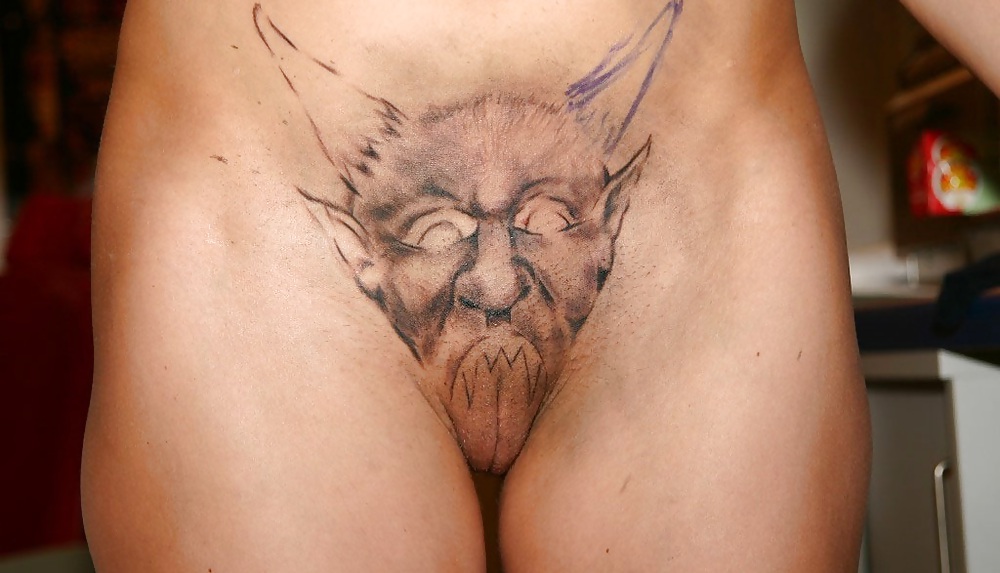 Alira getting Tattoed around her Pussy and Nipples #9505641