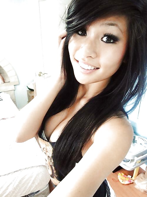 ASIAN SELF SHOT #20685407