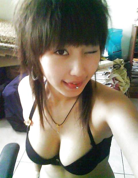 ASIAN SELF SHOT #20685572