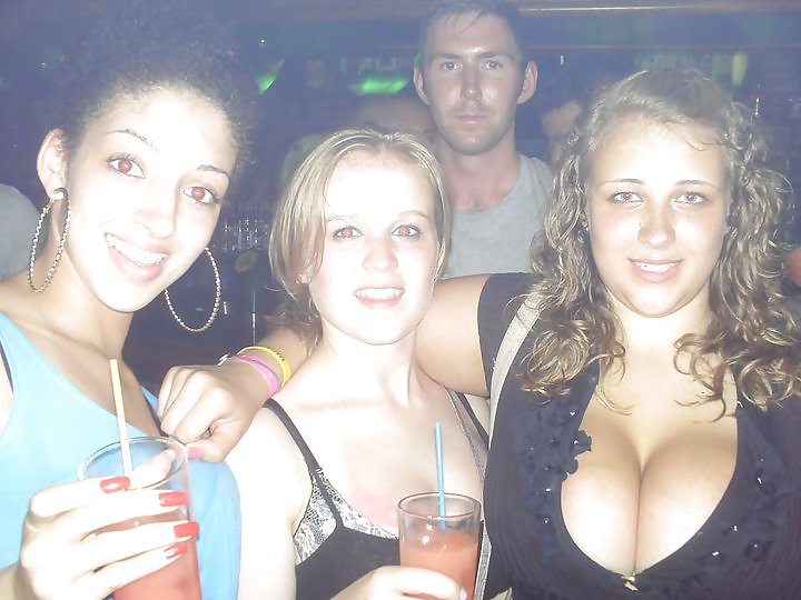 Awesum tits on Ellie #20308288