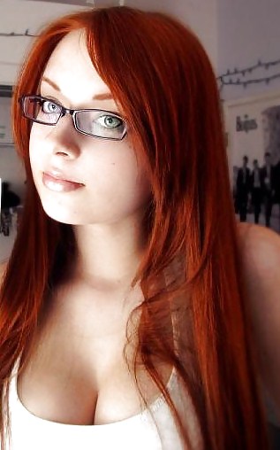 Red head 17 #15207954