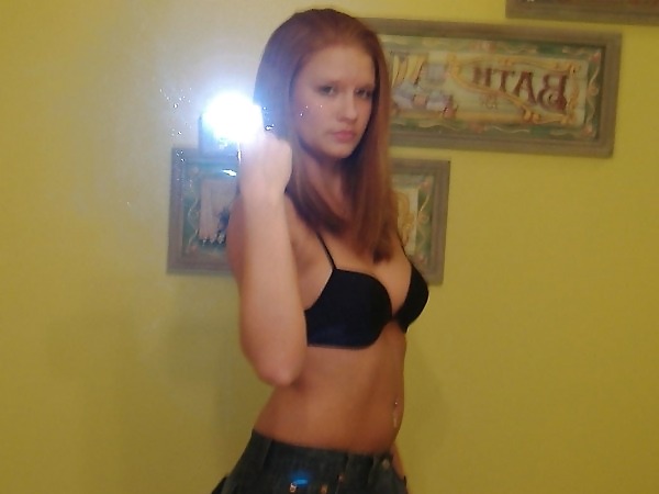 Red head 17 #15207982