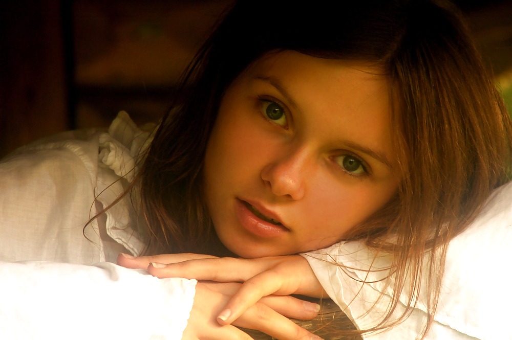 アンナのエレガンス
 #2088440